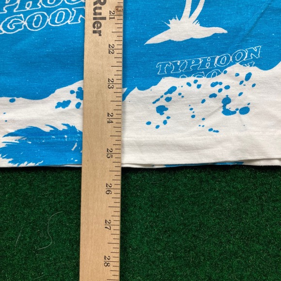 Vintage Typhoon Lagoon Shirt Mens M Blue Green All Over Print Single Stitch 90s - Picture 10 of 11
